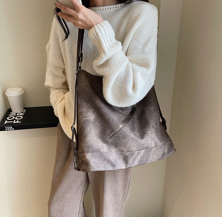 PU Leather Shoulder Bag – Retro Style