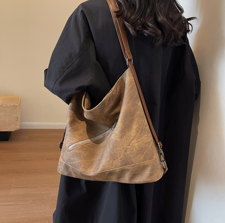 PU Leather Shoulder Bag – Retro Style