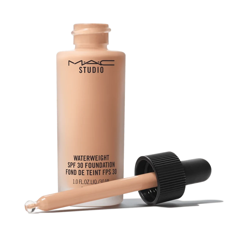 Lightweight Fluid Foundation with SPF 30