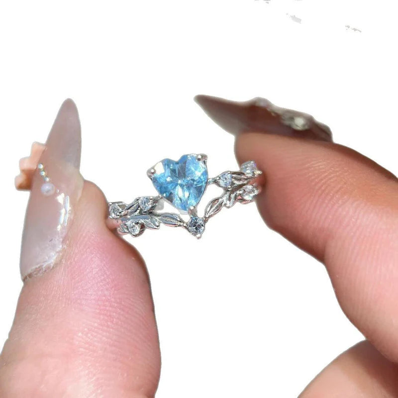 Heart Zircon Ring – Silver Tone